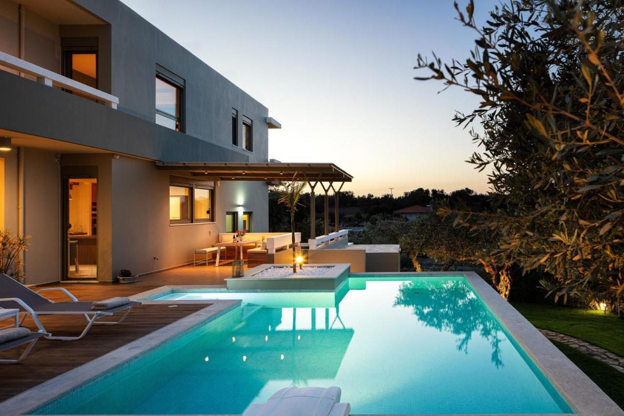 Rizes Villa With Jacuzzi & Heated Pool Agia Triada Zewnętrze zdjęcie
