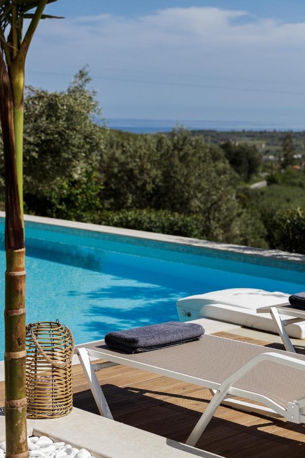Rizes Villa With Jacuzzi & Heated Pool Agia Triada Zewnętrze zdjęcie