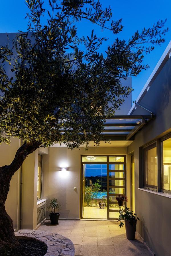 Rizes Villa With Jacuzzi & Heated Pool Agia Triada Zewnętrze zdjęcie