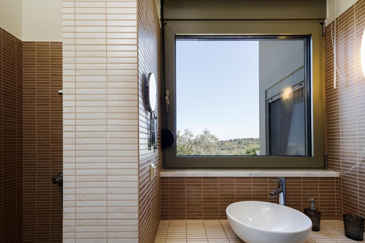 Rizes Villa With Jacuzzi & Heated Pool Agia Triada Zewnętrze zdjęcie